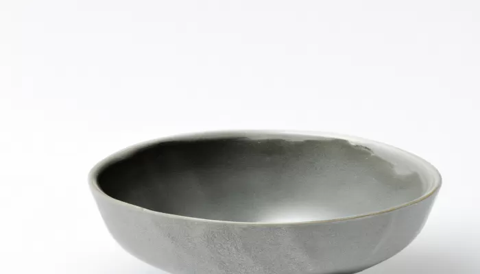 how to use ceramic pans